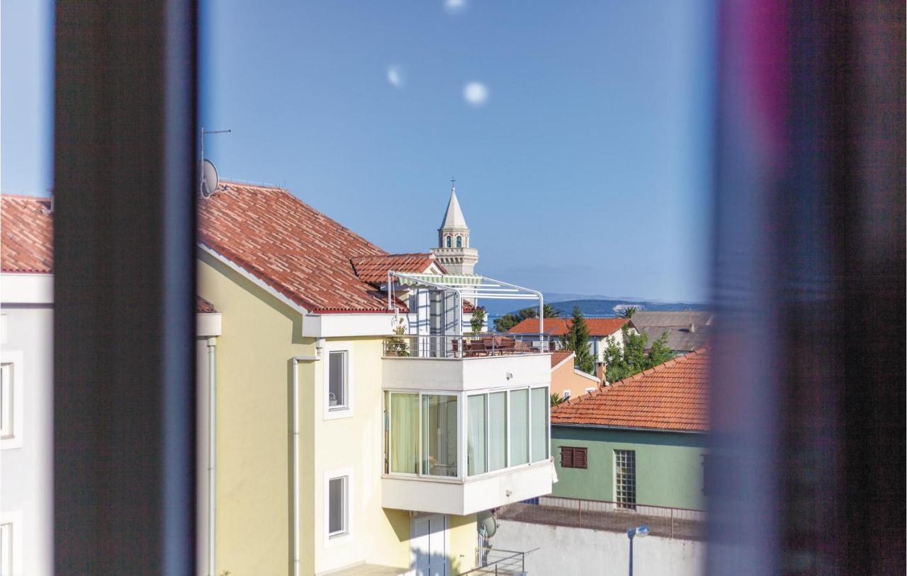 Lovely Apartment In Kastel Stafilic With Jacuzzi Kaštela Eksteriør bilde